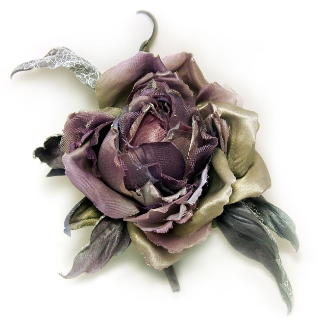 Rose brooch "Flavia"