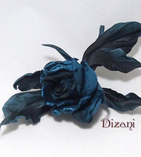 Rosebud Brooch