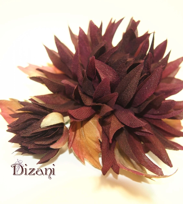 Brooch-Dahlia “Ruby”
