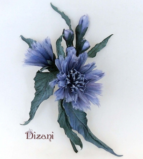 Brooch chicory.