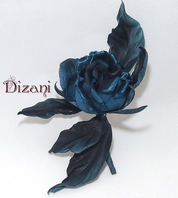 Rosebud Brooch